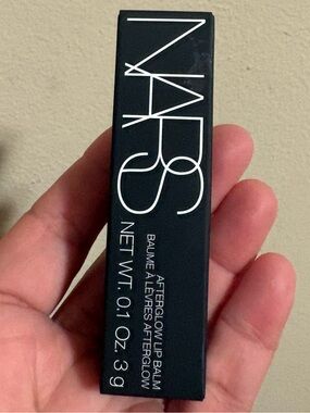 NARS Afterglow Lip Balm — STARGAZE
230 Brand New Never Used.